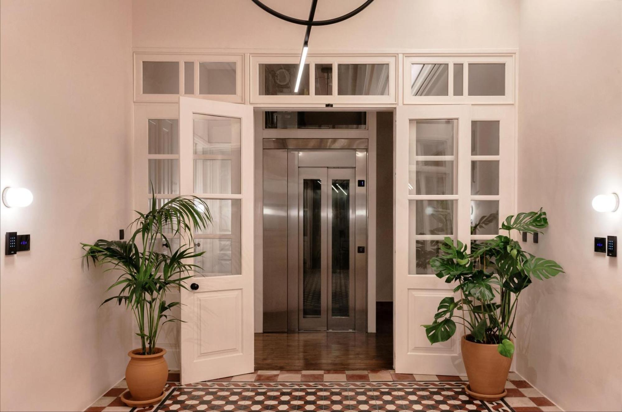 Heart Hotel Limassol Extérieur photo